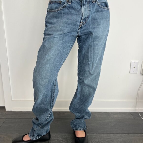 Tommy Hilfiger Light Wash - Straight Jean, 31 / 31 Men's - Picture 6 of 6